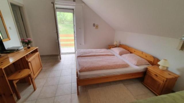 Borkuti Panzio Es Apartman Balatonszárszó Exterior foto