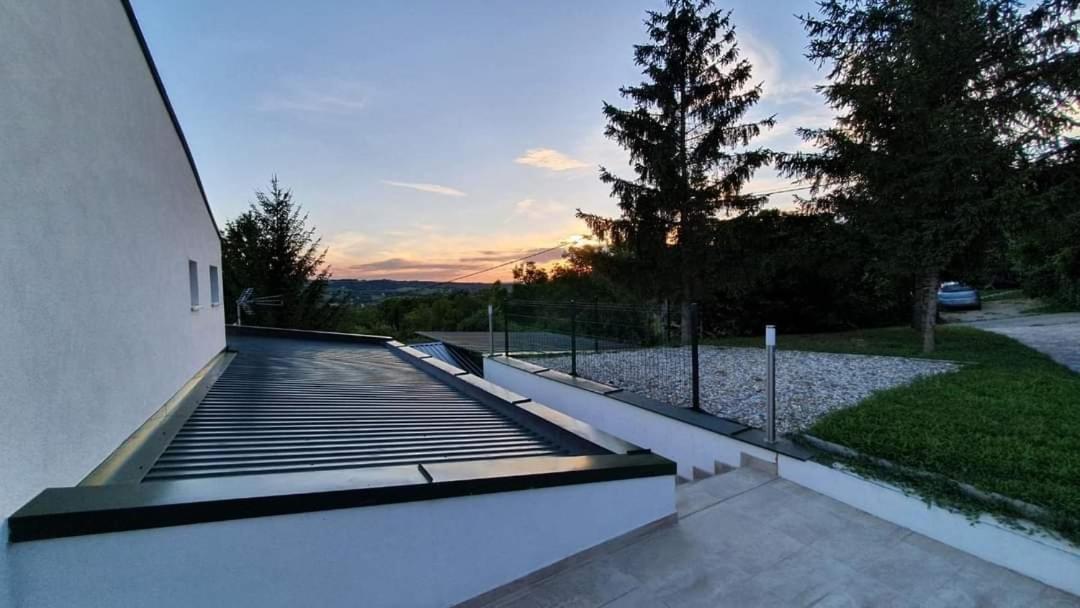 Borkuti Panzio Es Apartman Balatonszárszó Exterior foto